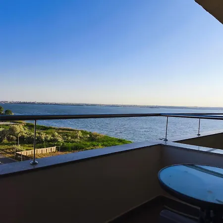 דירה Argo By The Sea מאמאיה